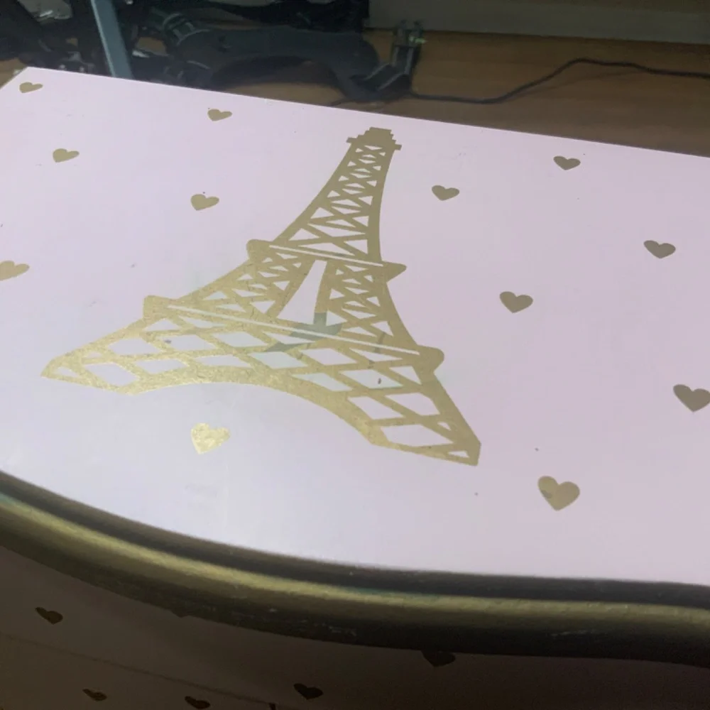 N/A jewelry box